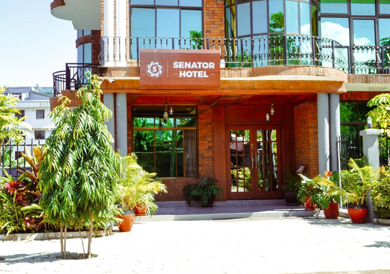 Senator Hotel Аруша Екстериор снимка
